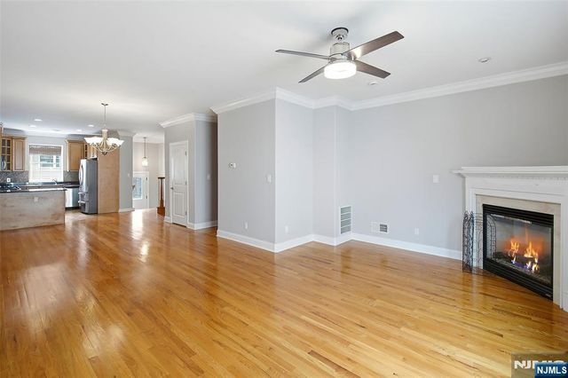 4 Jeanine Lane 37, Wallington, NJ 07057