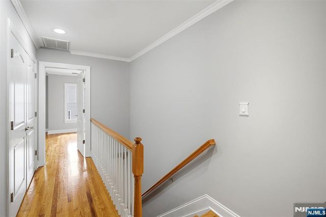 4 Jeanine Lane 37, Wallington, NJ 07057
