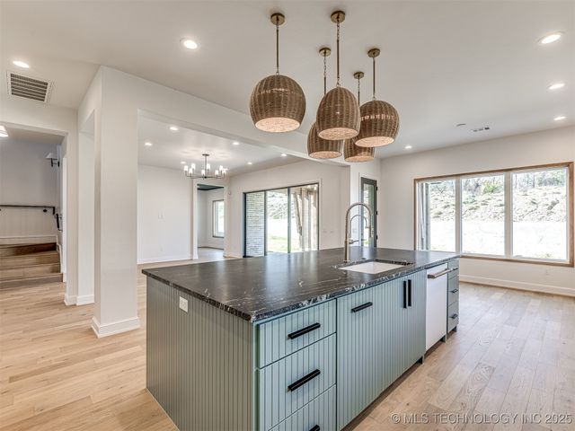 12145 Sunrise Ridge Loop, Kingston, OK 73439