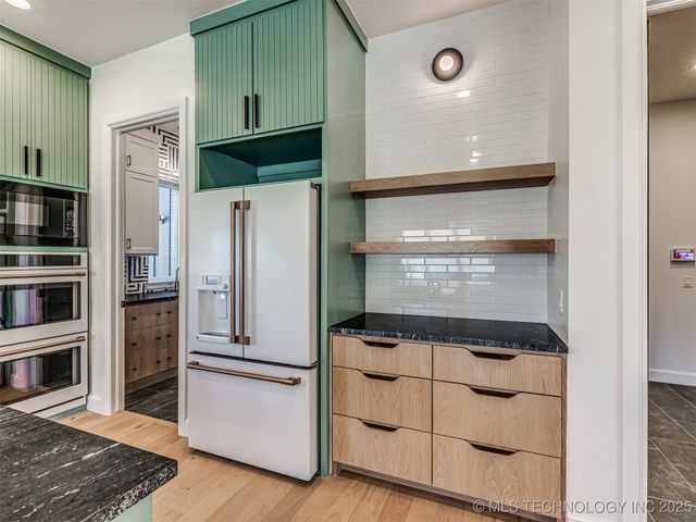 12145 Sunrise Ridge Loop, Kingston, OK 73439