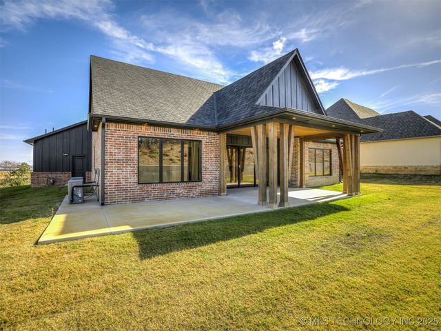 12145 Sunrise Ridge Loop, Kingston, OK 73439