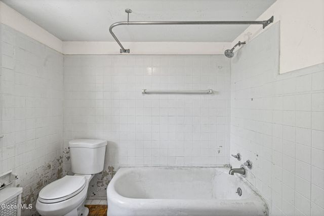 640 Park Avenue, Albany, NY 12208