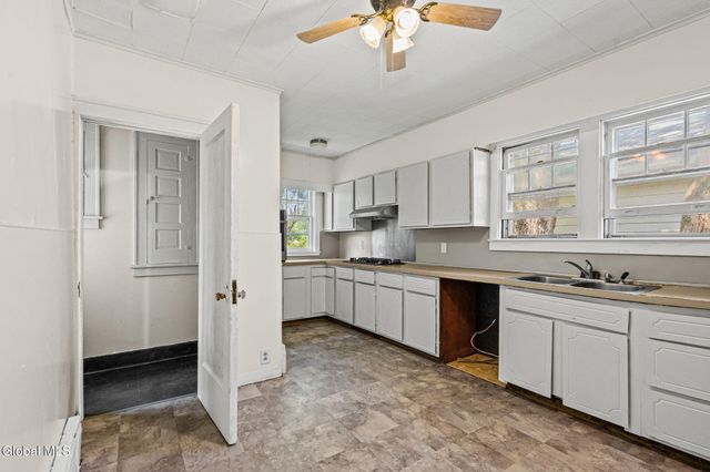 640 Park Avenue, Albany, NY 12208