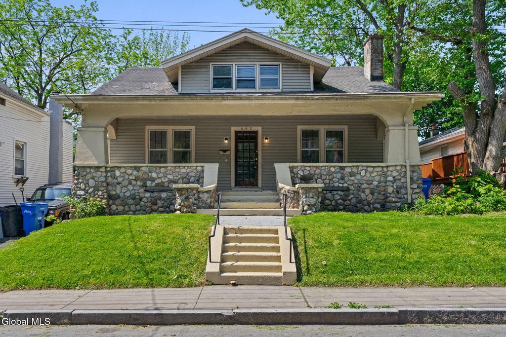 640 Park Avenue, Albany, NY 12208