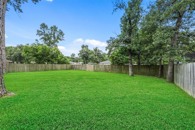 25827 Glen Loch Drive, Spring, TX 77380