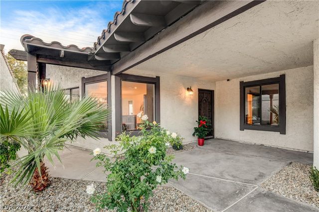 2100 Plaza Del Padre, Las Vegas, NV 89102
