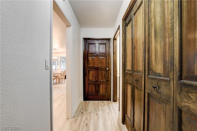 2100 Plaza Del Padre, Las Vegas, NV 89102