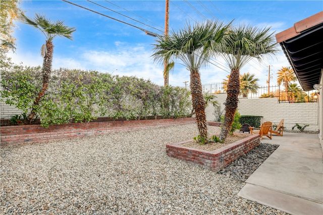 2100 Plaza Del Padre, Las Vegas, NV 89102