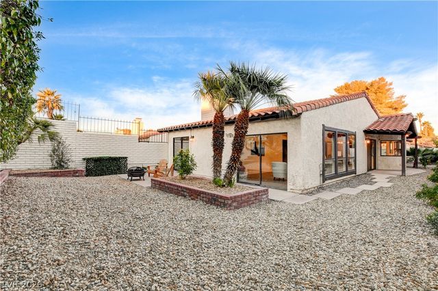 2100 Plaza Del Padre, Las Vegas, NV 89102