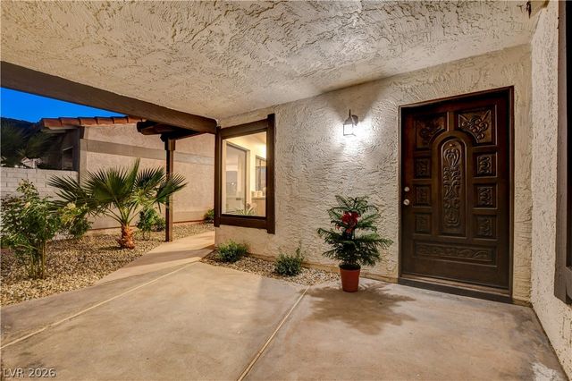 2100 Plaza Del Padre, Las Vegas, NV 89102