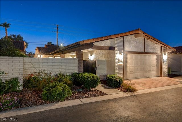 2100 Plaza Del Padre, Las Vegas, NV 89102