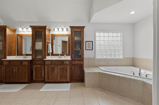 14913 S Turnberry Street, Olathe, KS 66061