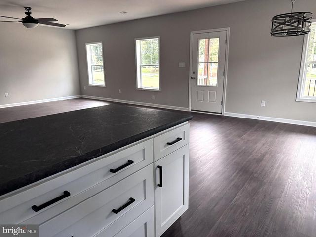 9261 OLD TURNPIKE RD, Culpeper, VA 22701