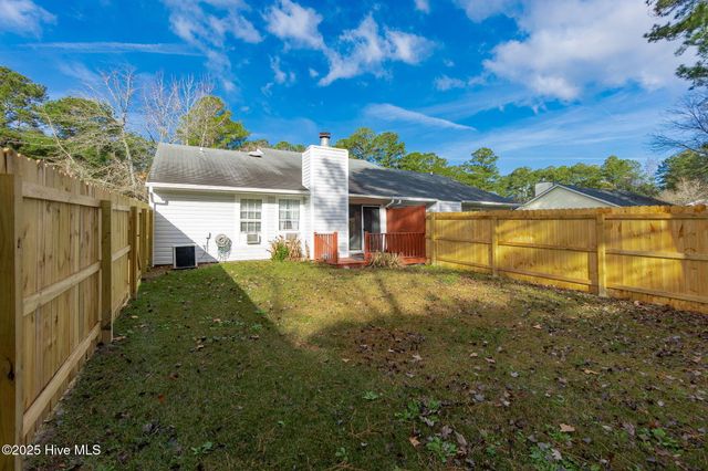 1500 Fairfax Lane, New Bern, NC 28562