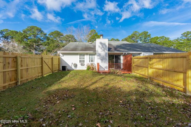 1500 Fairfax Lane, New Bern, NC 28562