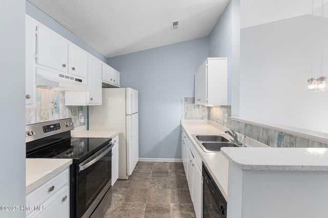 1500 Fairfax Lane, New Bern, NC 28562