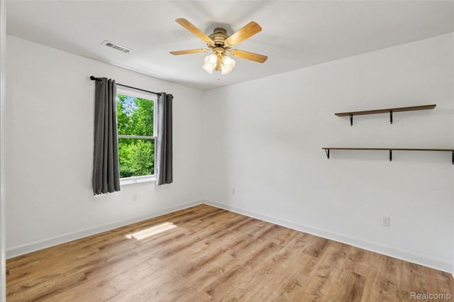 6195 Crooked River Drive, Mundy Township, MI 48473