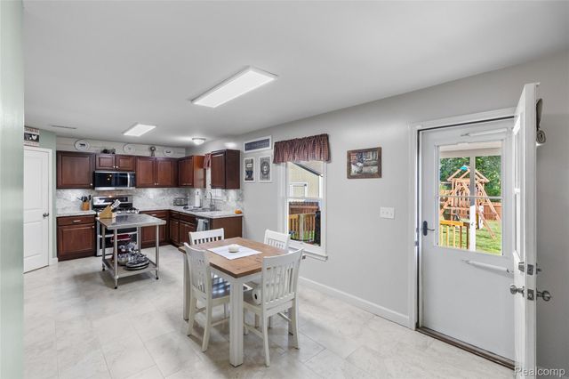 6195 Crooked River Drive, Mundy Township, MI 48473