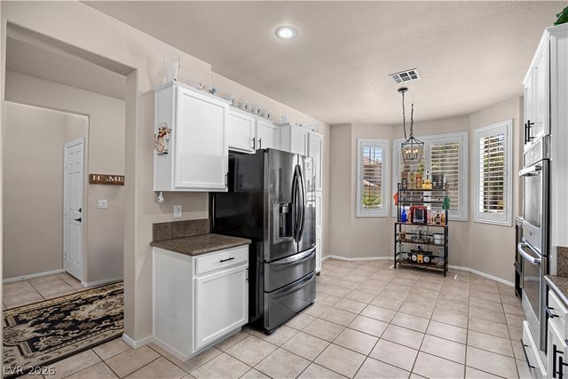 5000 Pounding Surf Avenue, Las Vegas, NV 89131