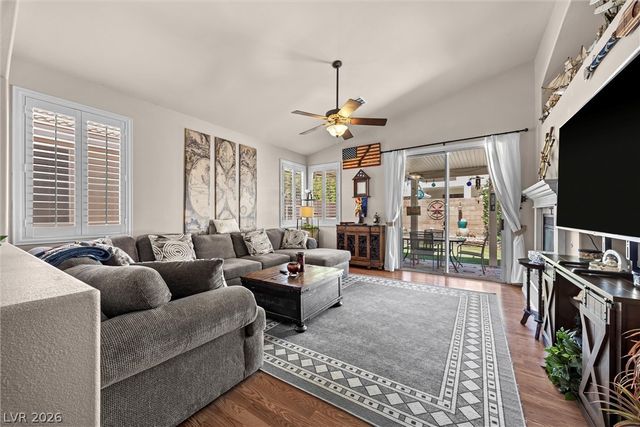 5000 Pounding Surf Avenue, Las Vegas, NV 89131