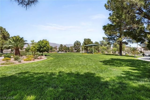 5000 Pounding Surf Avenue, Las Vegas, NV 89131