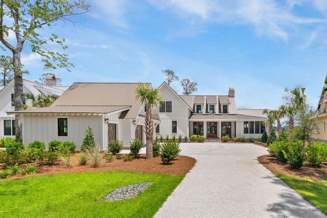 114 Peninsula Drive, Ravenel, SC 29470