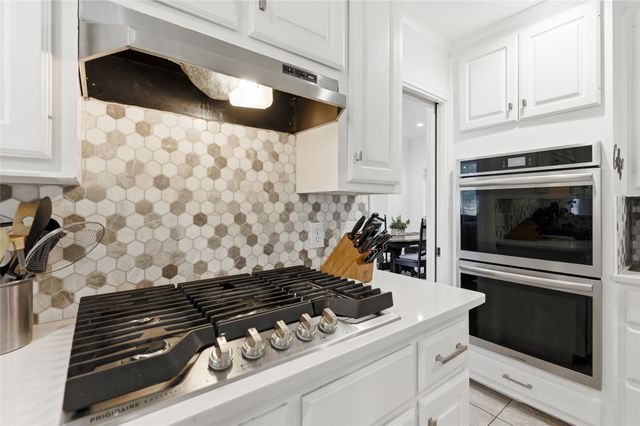 39 Preakness Place Road, Van Alstyne, TX 75495