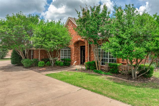39 Preakness Place Road, Van Alstyne, TX 75495