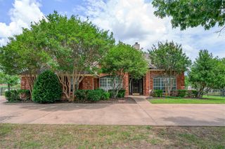 39 Preakness Place Road, Van Alstyne, TX 75495