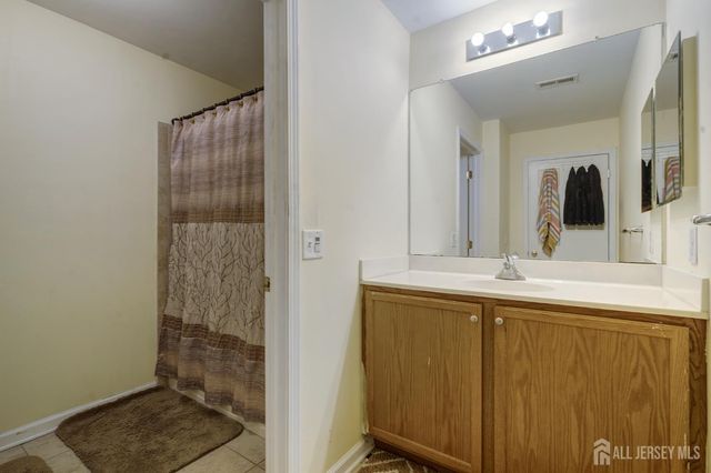 50 Dahlia Court, Piscataway, NJ 08854