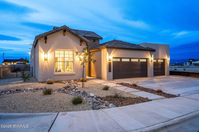 6733 Malibu Avenue, Las Cruces, NM 88012
