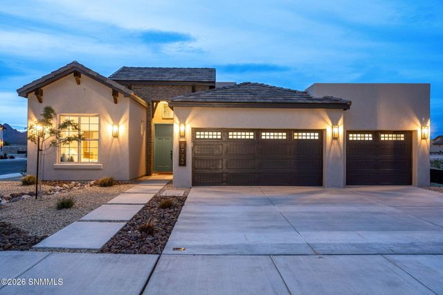 6733 Malibu Avenue, Las Cruces, NM 88012