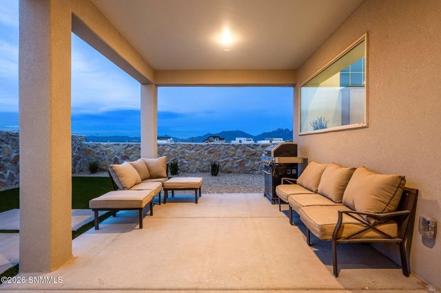 6733 Malibu Avenue, Las Cruces, NM 88012