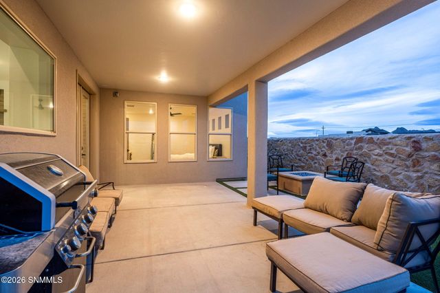 6733 Malibu Avenue, Las Cruces, NM 88012
