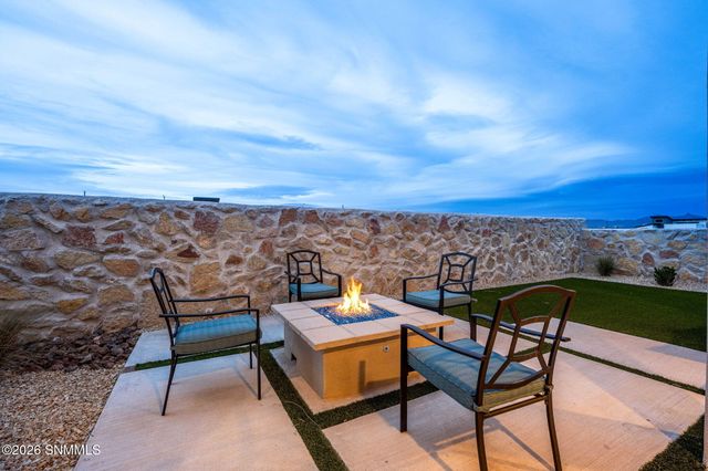 6733 Malibu Avenue, Las Cruces, NM 88012