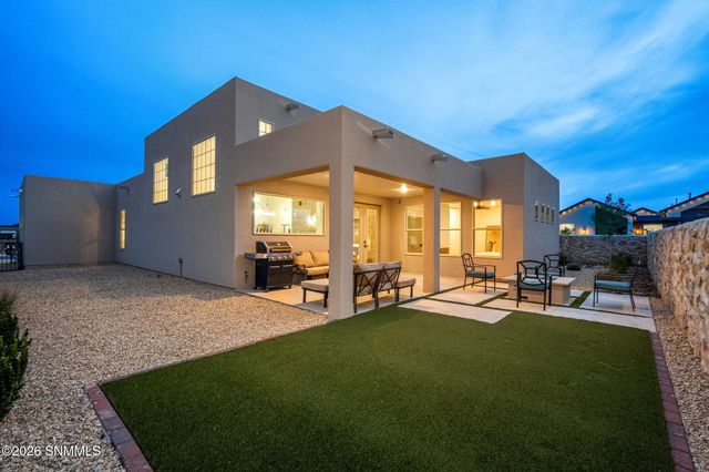 6733 Malibu Avenue, Las Cruces, NM 88012