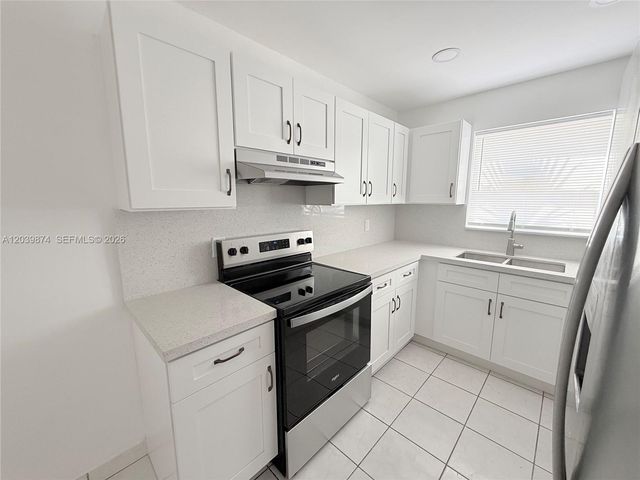 2645 SW 28th Court 2645, Miami, FL 33133