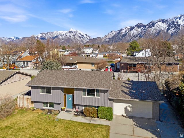 10889 S GRANITE DR, Sandy, UT 84094