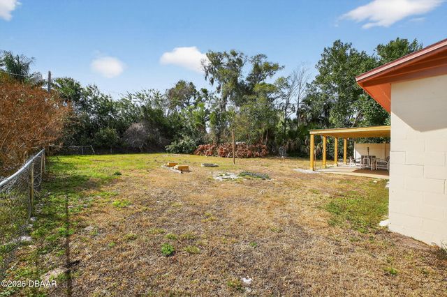 630 S Lanvale Avenue, Daytona Beach, FL 32114