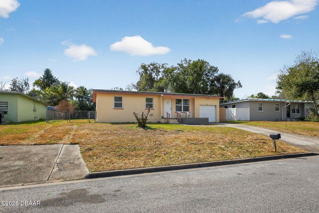 630 S Lanvale Avenue, Daytona Beach, FL 32114