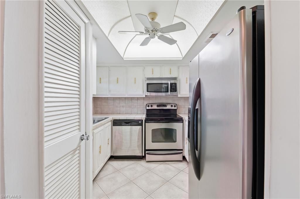 325 Charlemagne BLVD 204B, NAPLES, FL 34112 — photo 3
