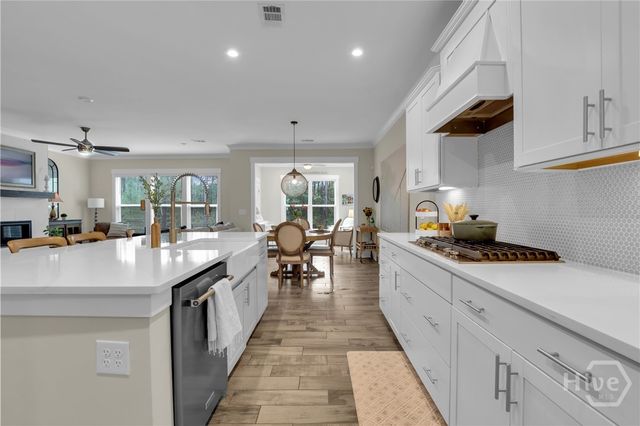 126 Orleans Way, Richmond Hill, GA 31324