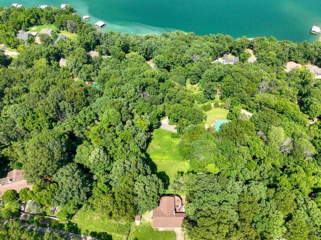 122 Ridge Road, Eureka Springs, AR 72631