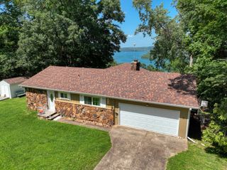 122 Ridge Road, Eureka Springs, AR 72631