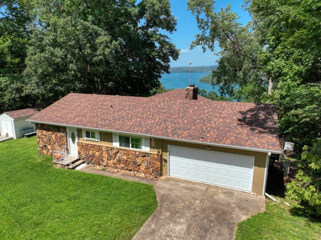 122 Ridge Road, Eureka Springs, AR 72631