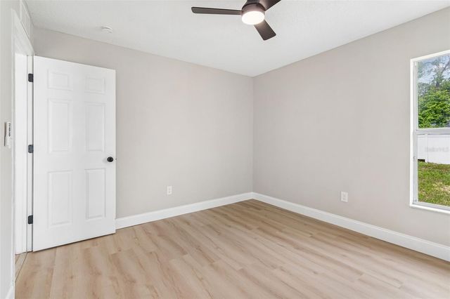 8104 N BOULEVARD, Tampa, FL 33604