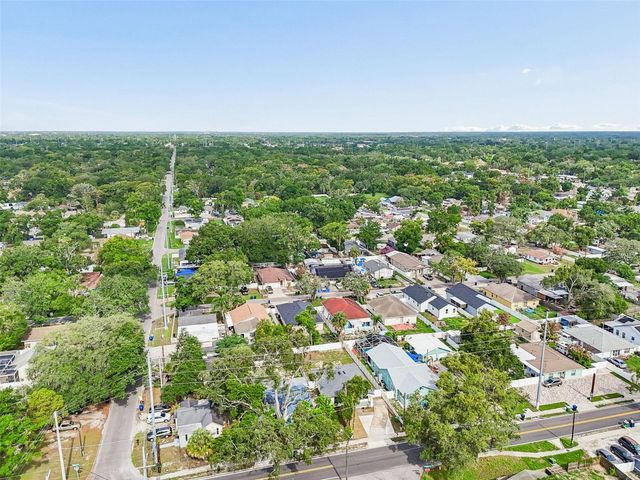 8104 N BOULEVARD, Tampa, FL 33604