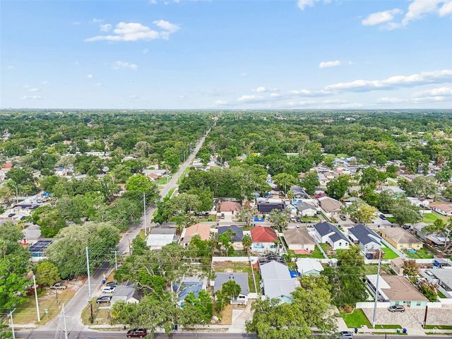 8104 N BOULEVARD, Tampa, FL 33604