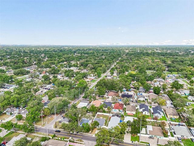 8104 N BOULEVARD, Tampa, FL 33604
