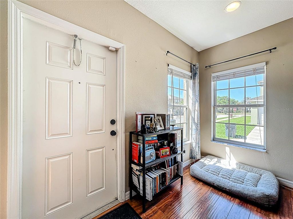 Image 12 of property listing at 13836 DANIELS LANDING CIRCLE, Winter Garden, FL 34787